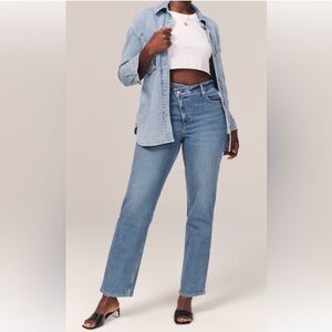 Abercrombie Curve Love Ultra High Rise 90s Straight Jean
